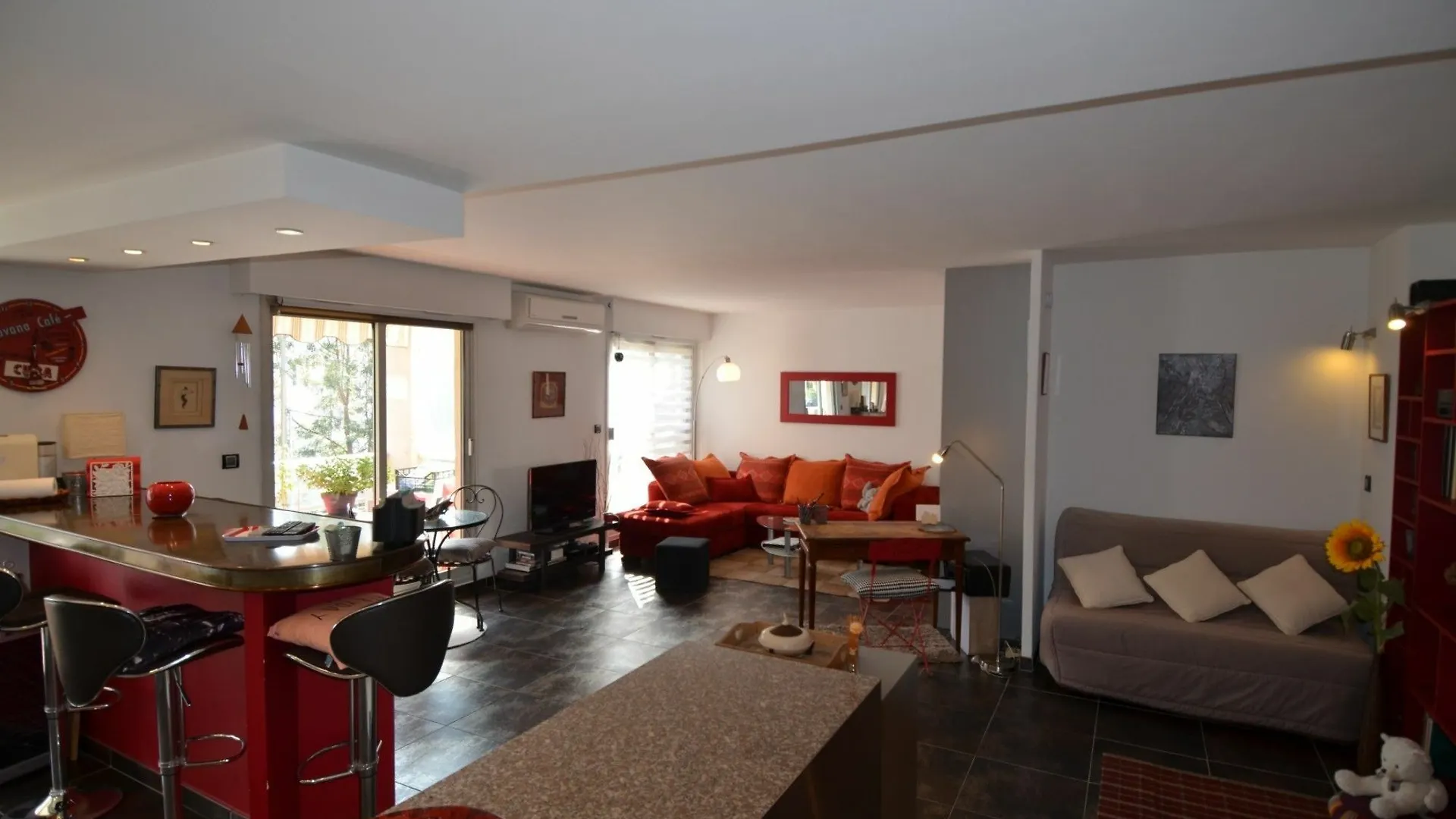 Rouge Indien Apartment Nice 0*,  France