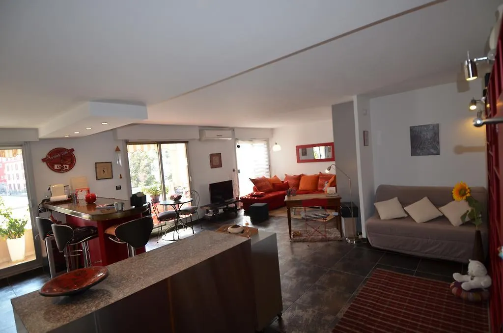 Rouge Indien Apartment Nice